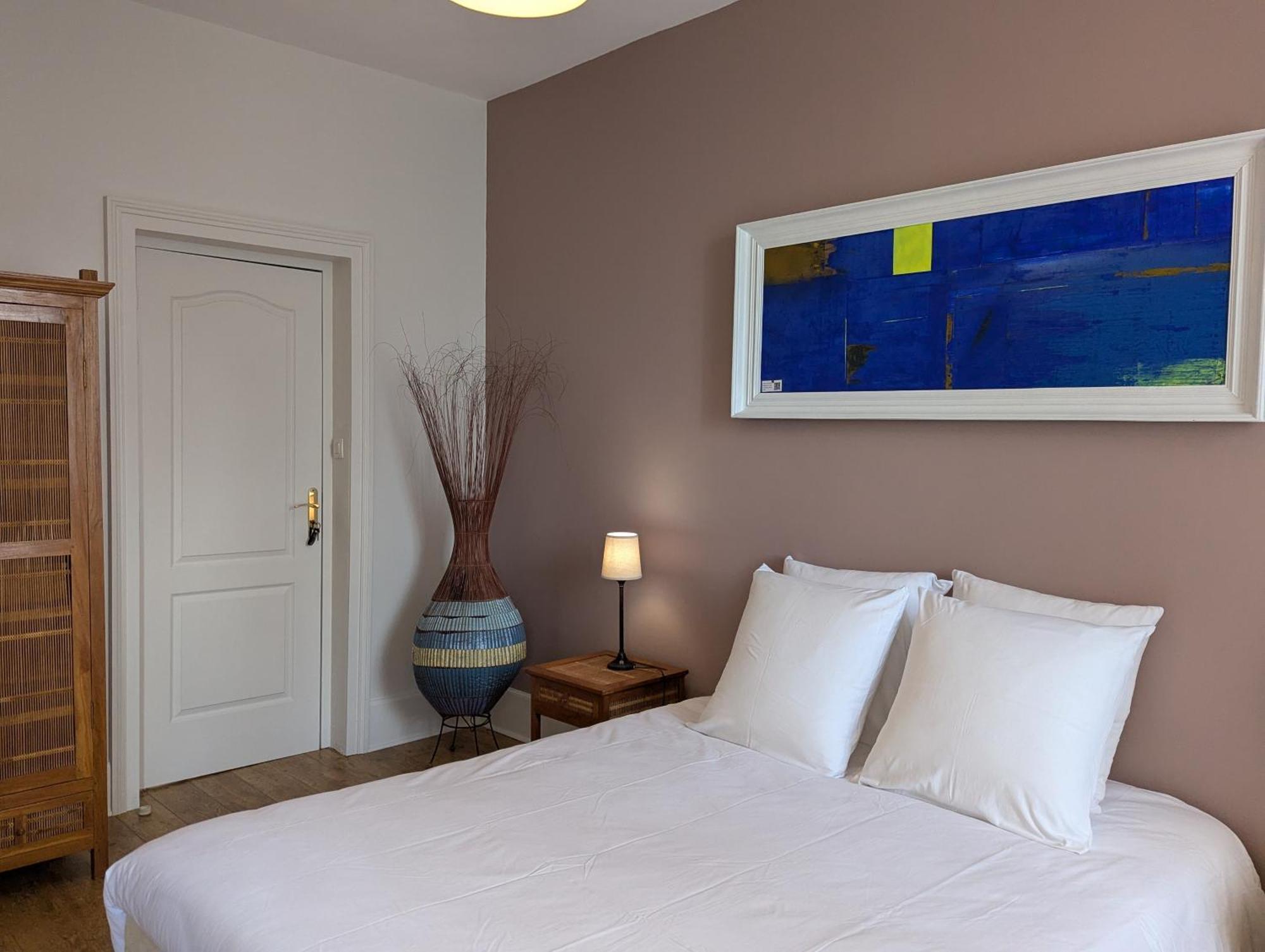 Bed and Breakfast Domaine Du Faure Chadurie Номер фото