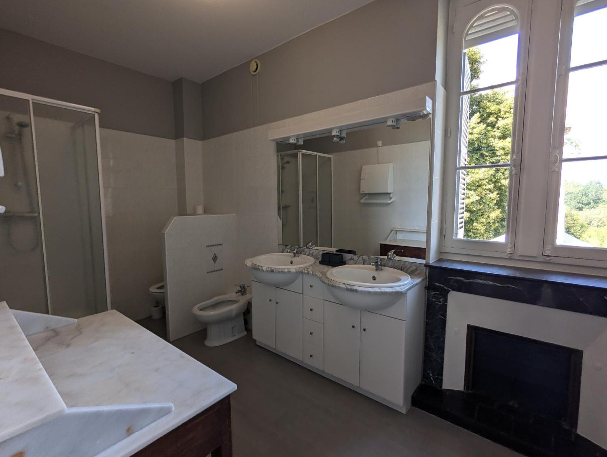 Bed and Breakfast Domaine Du Faure Chadurie Номер фото